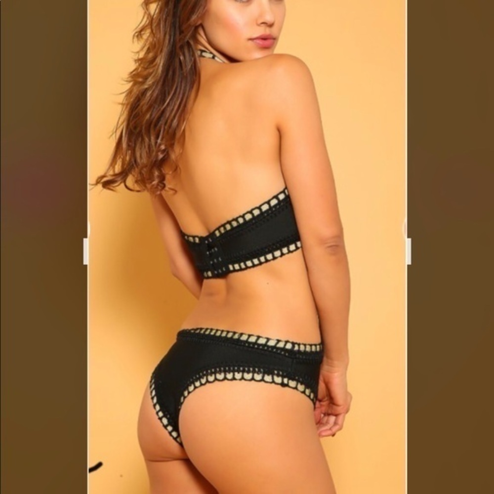 Wow couture attached halter swimsuit in size large - Picture 2 of 9